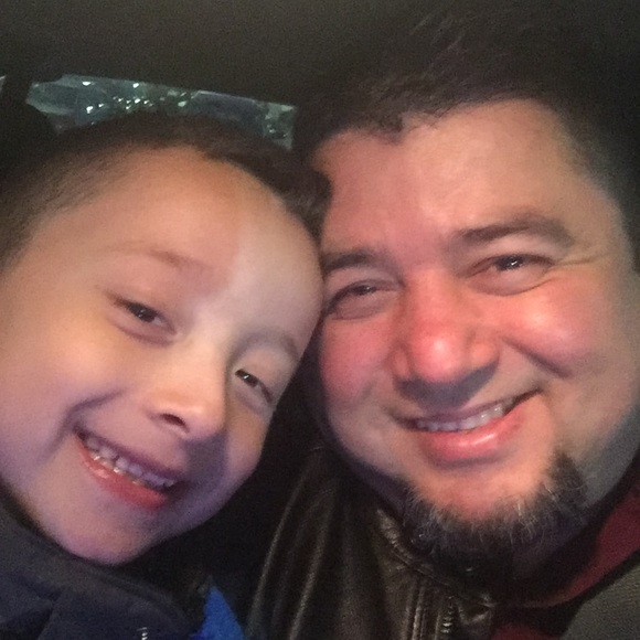 Meet your Posher, Alexander - Picture 2 of 4